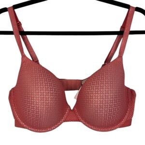 Victoria's Secret Lightly Padded Underwire Adjustable Strap Bra Size 38D Coral